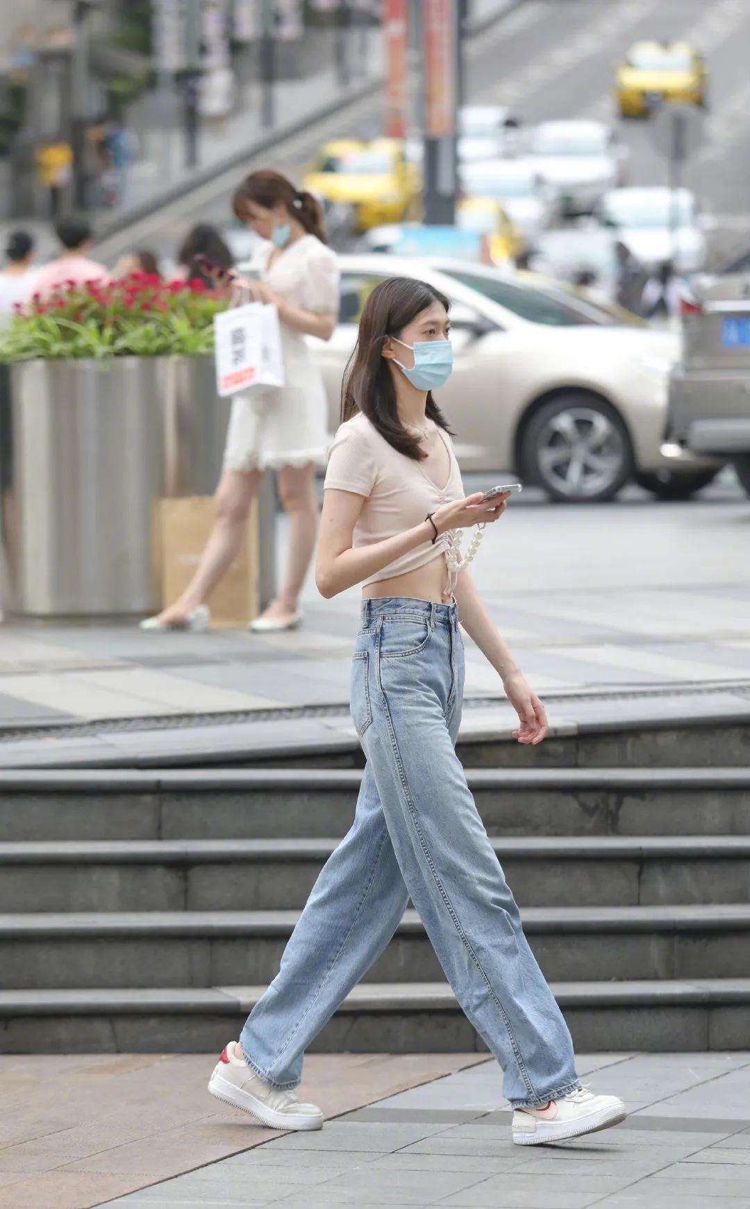 山城魅力，重庆，一座让人陶醉的美食之都🏞️🍜